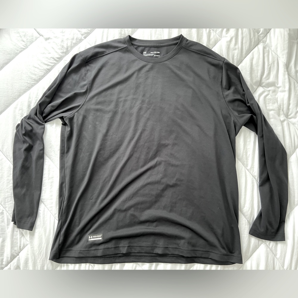 MENS UNDER ARMOUR TACTICAL HEATGEAR LOOSE FITTING LONG SLEEVE